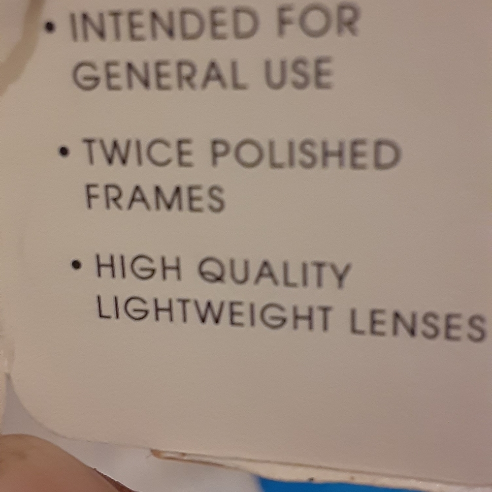 Liz Claiborne sun glasses - Picture 6 of 6